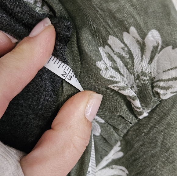 Stretch Vest by 90 Degrees - Picture 6 of 7